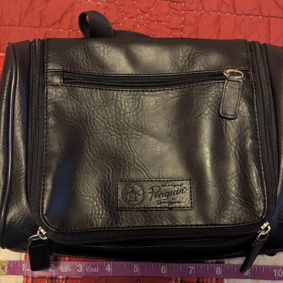 PENGUIN Hanging Toiletry Travel Bag NWOT - Picture 2 of 11